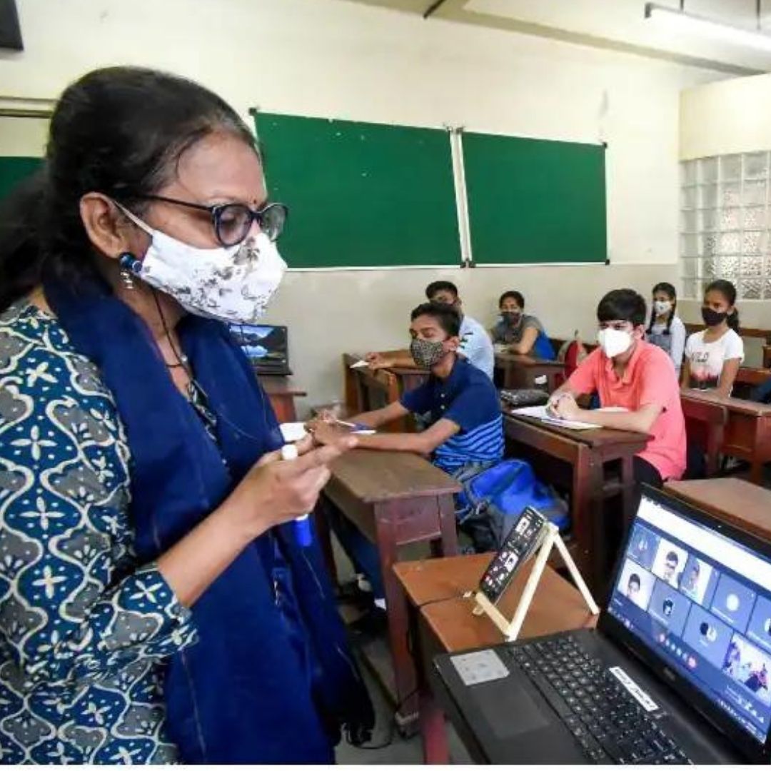 43% Teachers Unhappy With Online Mode Of Teaching In COVID-19 Pandemic: Survey