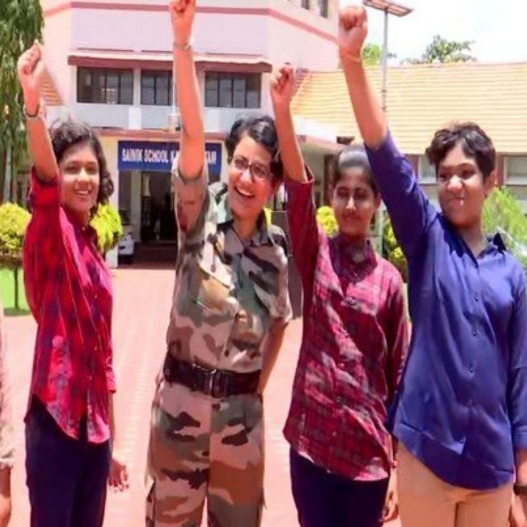 Girls Cadets In Sainik Schools Increased In 3 Years, Enrollment At Par With Boys