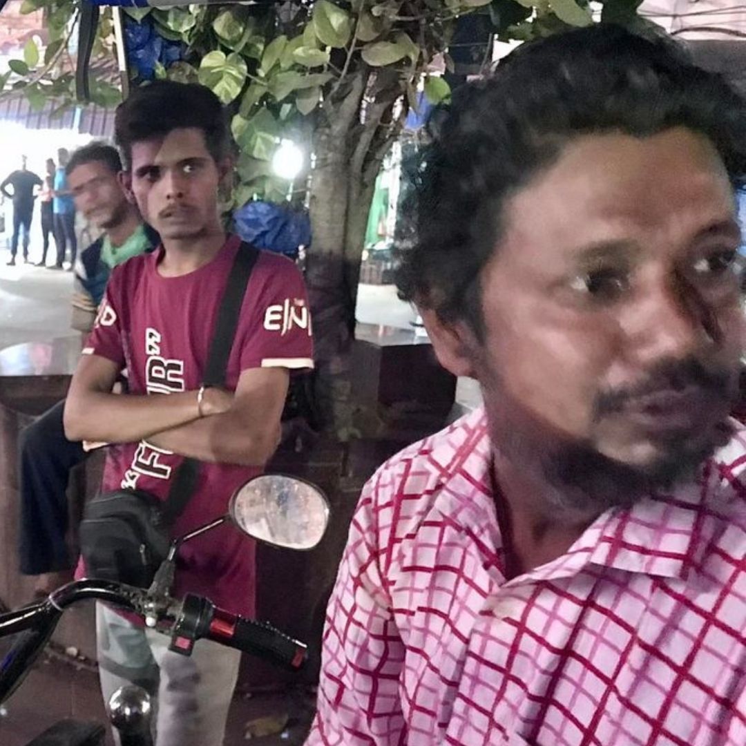 Bengal E-Rickshaw Driver Gives Free Rides To Passengers Who Answer His GK Questions; Netizens Impressed