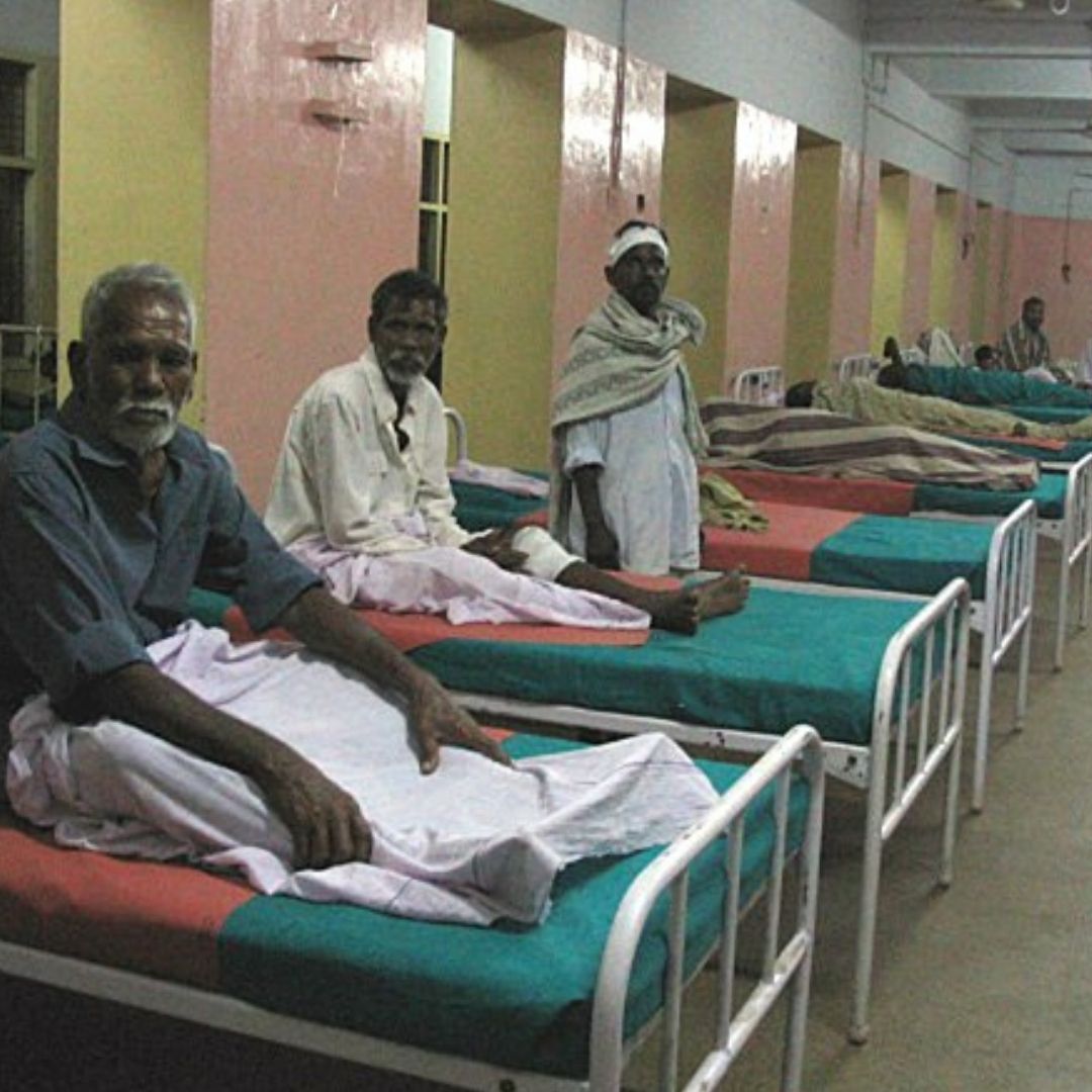 33% Muslims, 20% Dalits And Tribals Faced Discrimination On Accessing Healthcare: Oxfam Study
