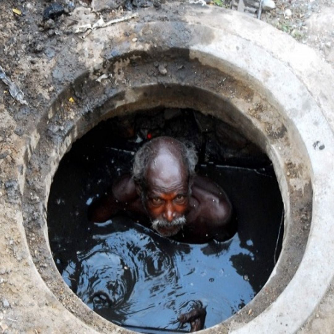 Over 300 People Died In Five Years Cleaning Sewers, Septic Tanks: Govt