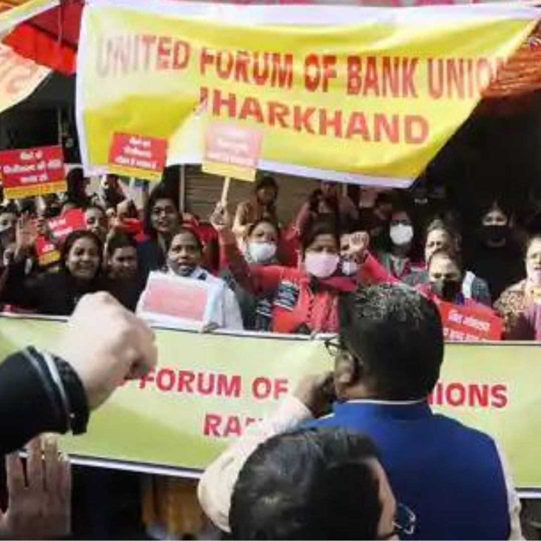 Bank Activities Affected In Jharkhand After 40K Employees Stage Protest Over Privatisation