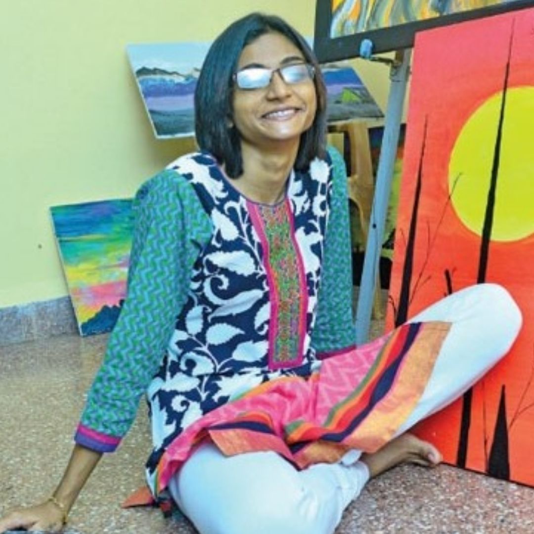 From Being Diagnosed With Rare Disease To Becoming Artist, Stacy Rodriguezs Life Is Inspiring