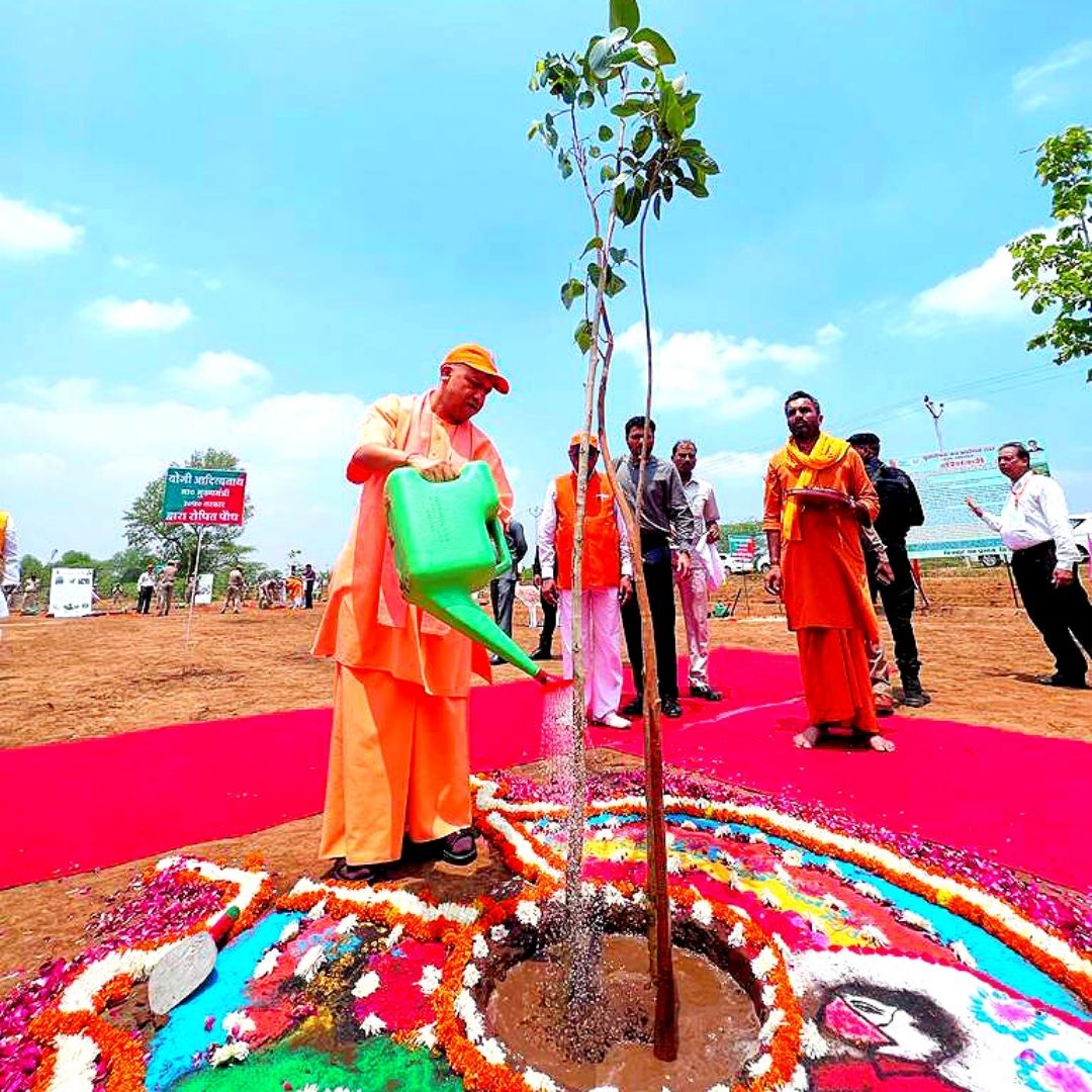 100 Days Of Yogi Govt! CM Adityanath Plants 25 Cr Saplings In UPs Chitrakoot To Fight Climate Change, Pollution