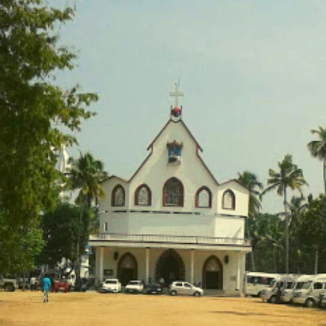 Kerala Church Abandons Coffins, Embraces Simple & Environment-Friendly Burial Practice
