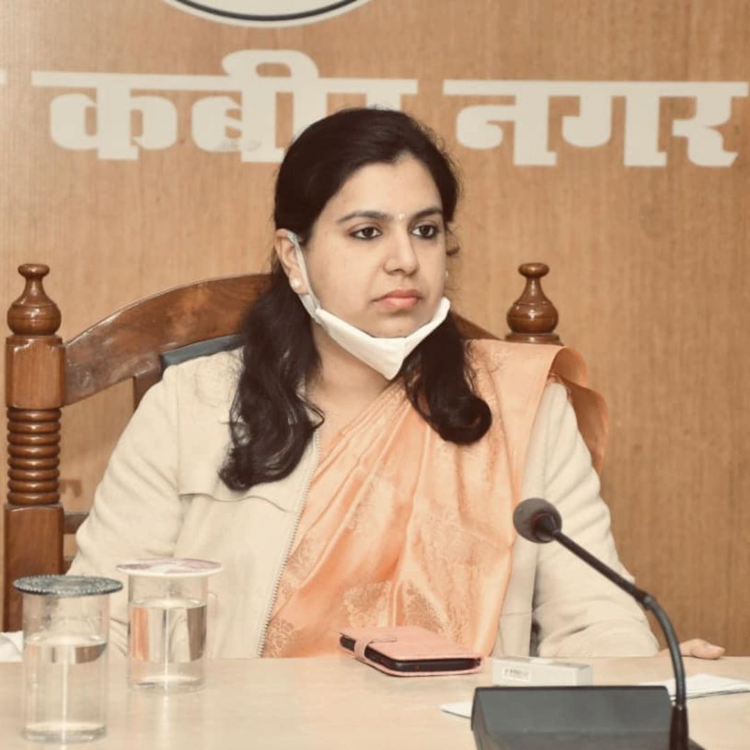 IAS Officer Divya Mittal Shares Tips For UPSC Aspirants To Overcome Distractions, Stay Focused