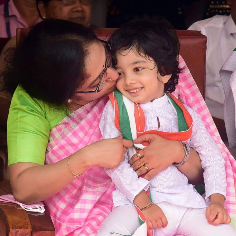 Kerala IAS Officer Delivers Speech While Holding Her Toddler, Sparks Debate On Social Media