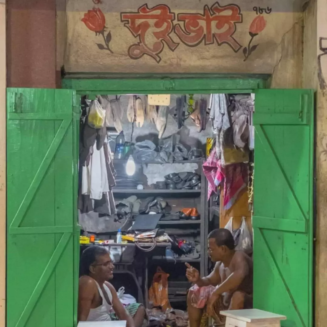 ‘Two Brothers’ Shop In Kolkata Owned By Hindu-Muslim Friends Represents True Essence Of India